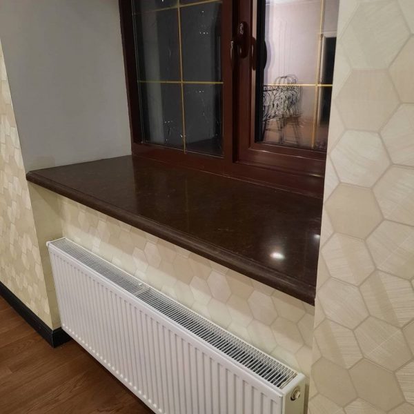 Подоконник из кварцевого агломерата